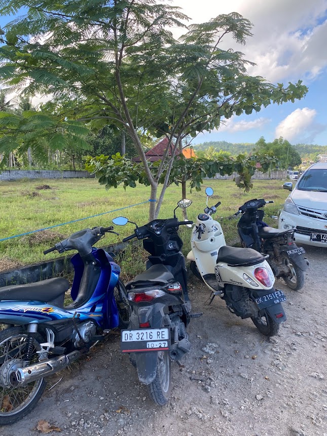 Bikes at the harbour, Nusa Penida